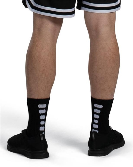 Colorblocked Crew Socks - 6091