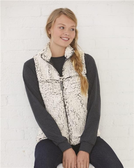Women’s Sherpa Full-Zip Vest - Q11